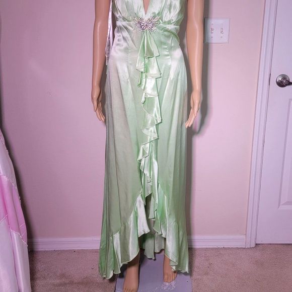 NWT Tiffany Sexy Gown in Spearmint Color - Picture 5 of 5